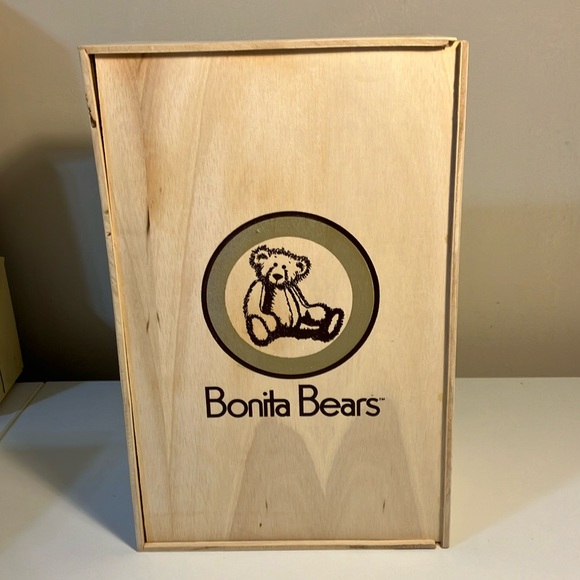 Bonita Bear Tessica First Edition Limited #1402. - Picture 4 of 6
